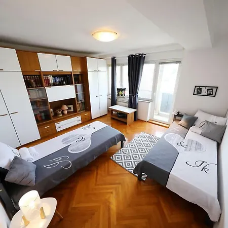 Ana & Marko Apartman *